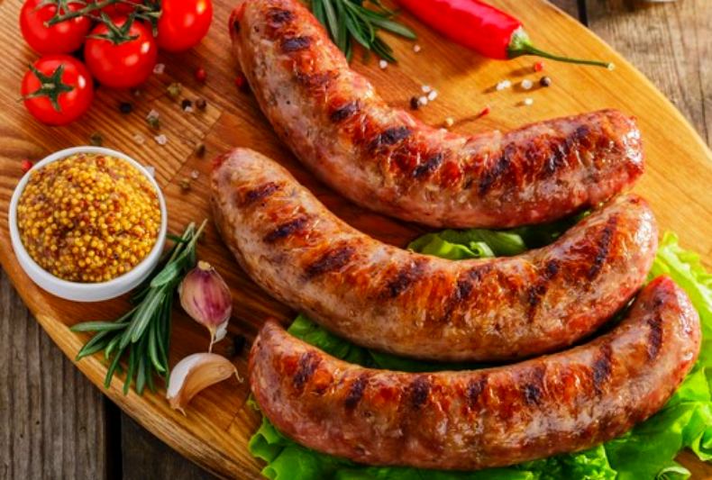 Купаты мясные с картофелем «Айдахо» Купаты мясные с картофелем «Айдахо»